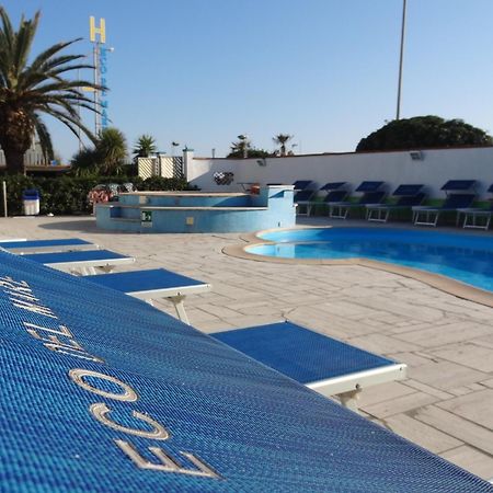 Hotel Eco Del Mare Marina di Massa Exteriér fotografie