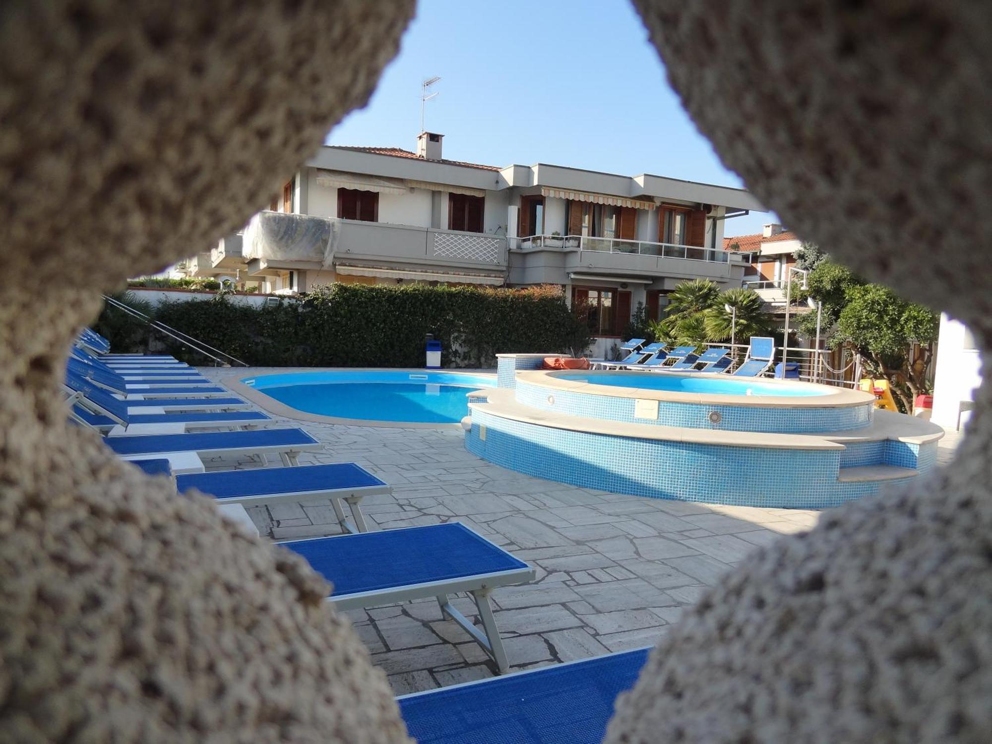 Hotel Eco Del Mare Marina di Massa Exteriér fotografie